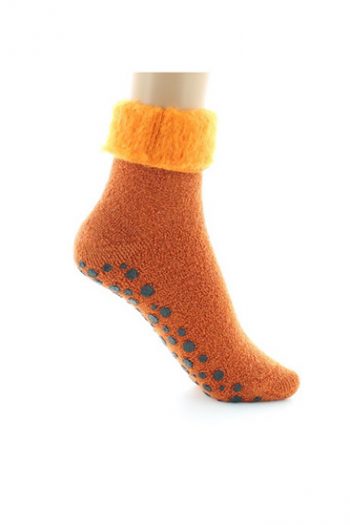 Chaussons chaussettes antidérapants en bouclette avec l'intérieur en laine grattée. Chaussons chaussettes cocoonings, fabrication française !