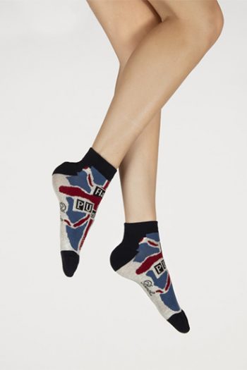 Socquettes de sport homme en coton bouclette, motifs flag punk. De la marque Berthe aux grands pieds .Fabrication française.