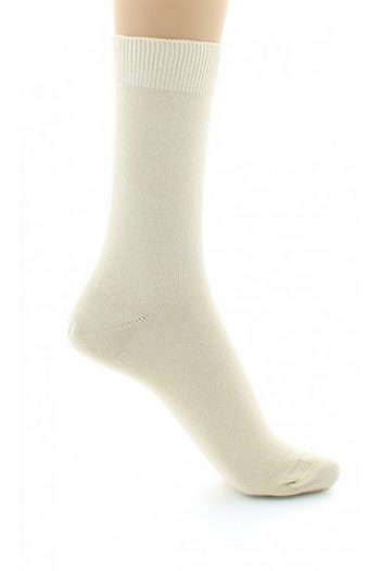 Chaussette maille unie coton peigné basique. Disponible en noir, beige et blanc. De la marque Perrin, fabrication française.