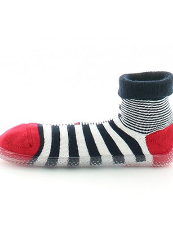 Chaussons chaussettes marine et ivoire asymétriques de la marque Berthe aux Grands Pieds. Chaussettes fabriquées en Bourgogne et semelle en Charente.