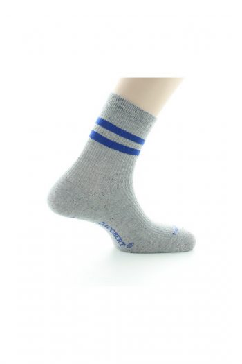 Chaussettes courtes homme en coton et soie. Maille très douce. Se décline en deux coloris. De la marque Dagobert à l'envers. Fabrication française