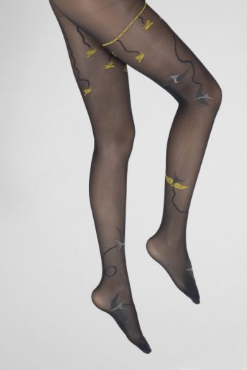 Collants 30 deniers semi-opaques, Hirondelles jaunes sur un fond marine. De la marque Berthe aux grands pieds. Fabrication française!