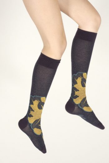 Chaussettes Hautes Feuilles d'Or, en laine et coton. Une création de la marque Berthe Aux Grands Pieds. Fabrication 100% française