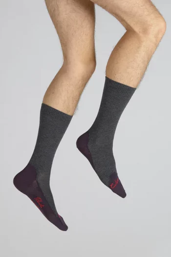 Chaussettes homme en laine cachemire de la marque Berthe aux Grands Pieds. Différents coloris, très chauds et made in France.