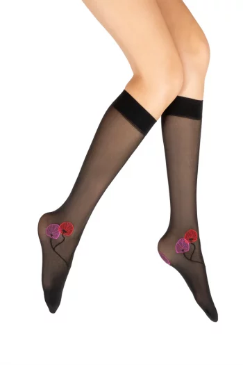 Mi-Bas 30D Noir et Rouge La Monnaie du Pape. En lycra 30 deniers. De la marque Berthe Aux Grands Pieds. Un produit fabriqué exclusivement en France .