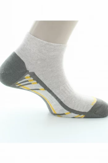 Socquettes de sport en lin coloris naturel et kaki. De la marque Perrin 1924. Fabrication exclusivement française en Bourgogne.