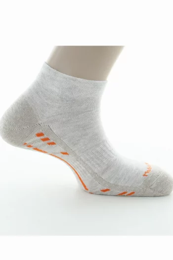 Socquettes de sport en lin coloris naturel et orange. De la marque Perrin 1924. Fabrication exclusivement française en Bourgogne.