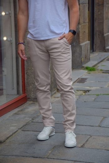 Chino 1083 - Coupe ajustée naturel 163 homme. Fabrication exclusivement française. tissé + teint + ennoblis + coupé en France par 1083