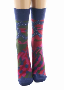Chaussettes en laine Le Paon. Paire de chaussettes asymétriques. De la marque Berthe Aux Grands Pieds. Fabrication exclusivement française.