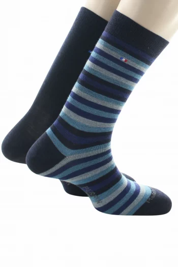 Lot de deux paires de chaussettes rayée unie bleu marine en laine peignée. Petit drapeau français sur la tige. Fabrication Française par Perrin 1924.