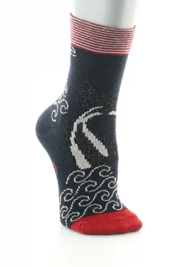 Chaussettes enfants La Baleine de la marque Berthe Aux Grands Pieds. Tricotées en laine et en coton. Fabrication exclusivement française.