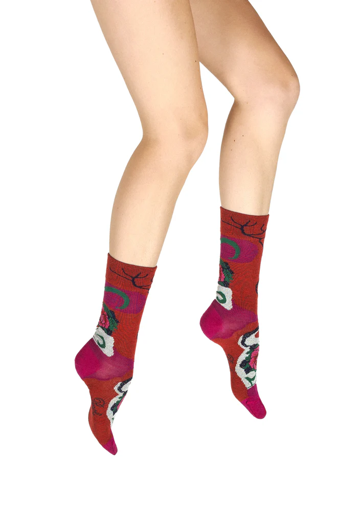 Chaussettes La Rose de la marque Berthe Aux Grands Pieds. Tricotées en laine et coton. Fabrication exclusivement française.